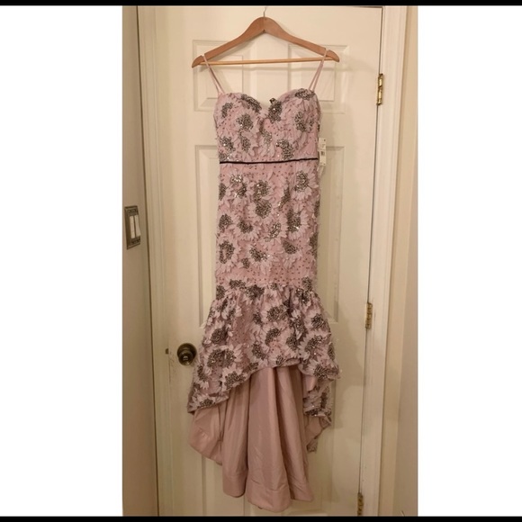 Gorgeous Aidan Maddox gown.  Size 0.  BNWT - Picture 4 of 9